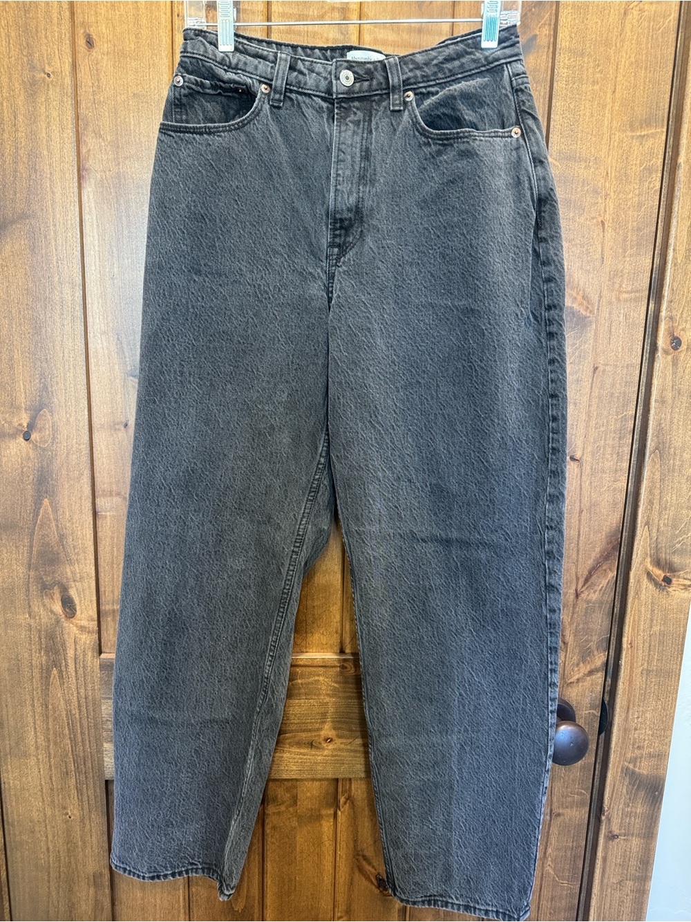 Abercrombie & Fitch High-Rise Taper Jeans - Faded Black